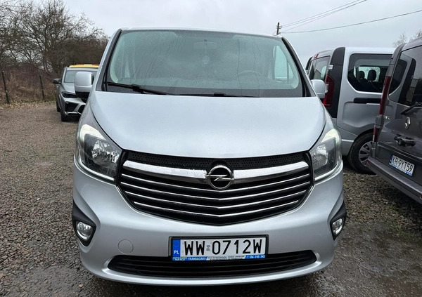 Opel Vivaro cena 69900 przebieg: 273900, rok produkcji 2016 z Piaseczno małe 781
